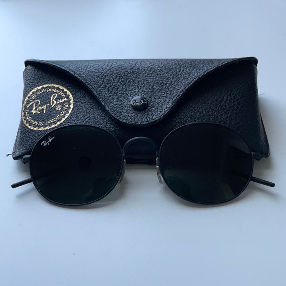 Ray-Ban Black Sunglasses